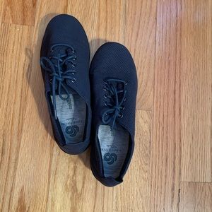 Women’s cloudstepper shoes from Clark’s